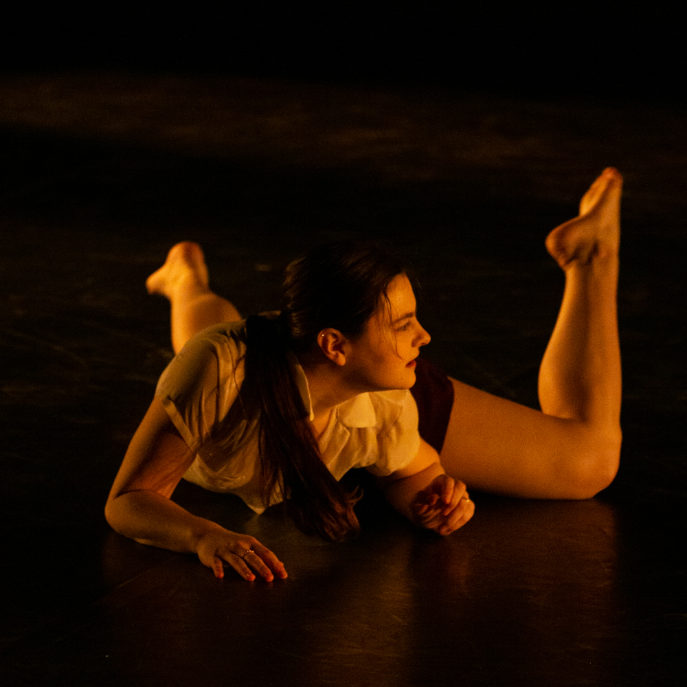 A Strainghforward Decision - Anna Long